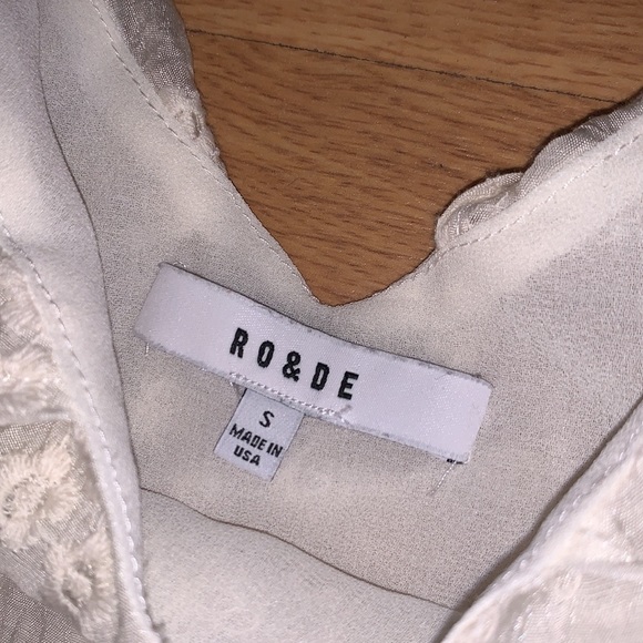 EUC, Ro&De - Ivory Lace Cold Shoulder Top, Size Small - Picture 4 of 10